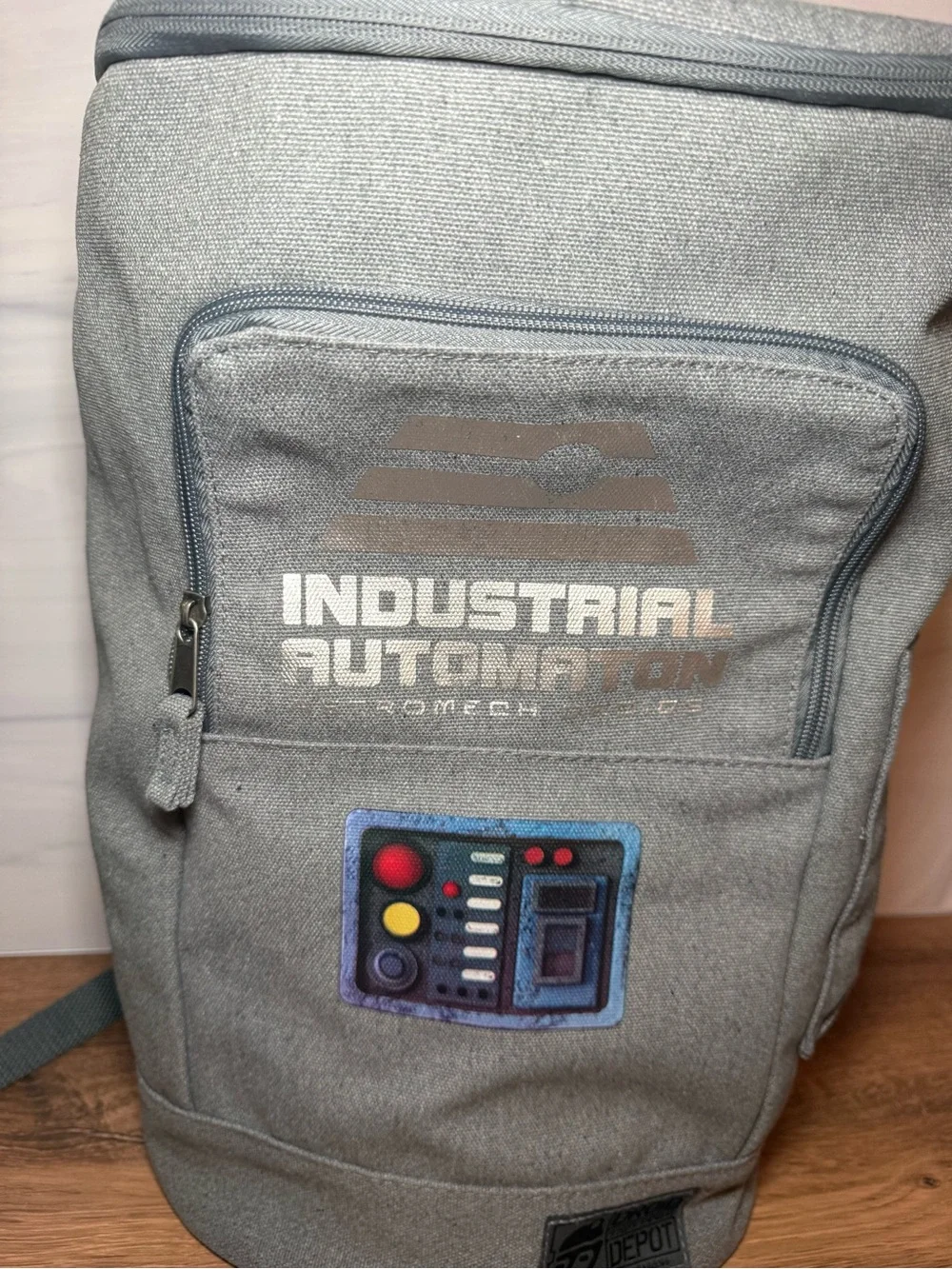 Disney Parks Star Wars Galaxy's Edge Droid Depot Astromech Carrier Backpack